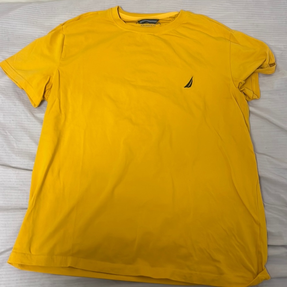 Men's Size Large Yellow Náutica Performance T shirt